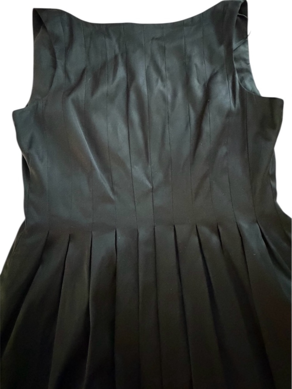 Maggy London Black Sleeveless Pleated Bubble Midi Dress Size 4P - Picture 7 of 9